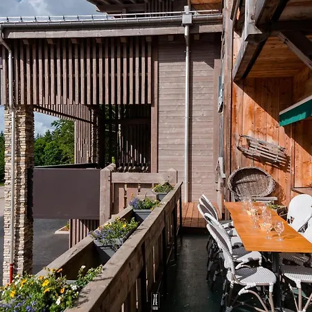 & Le Collet Hotel