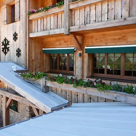 Hotel & Le Collet 3*