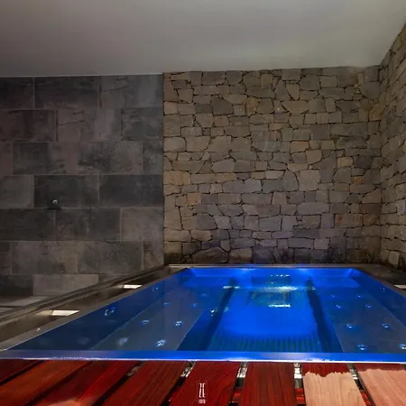 Hotel Hôtel&spa Le Collet 3*